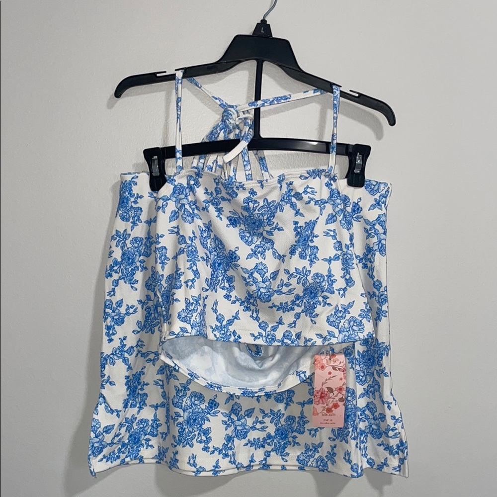 Floral Blue and White Women's Top
